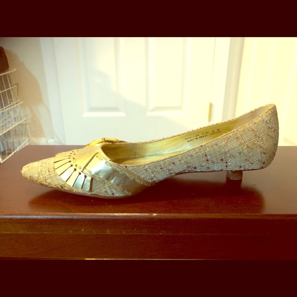 Cole Hann Gold Dress Shoes.
